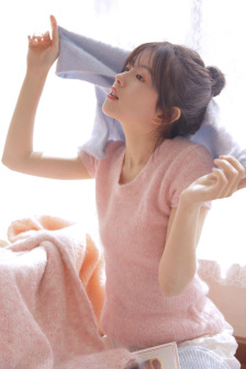 自己扶好了对准确了坐下来视频